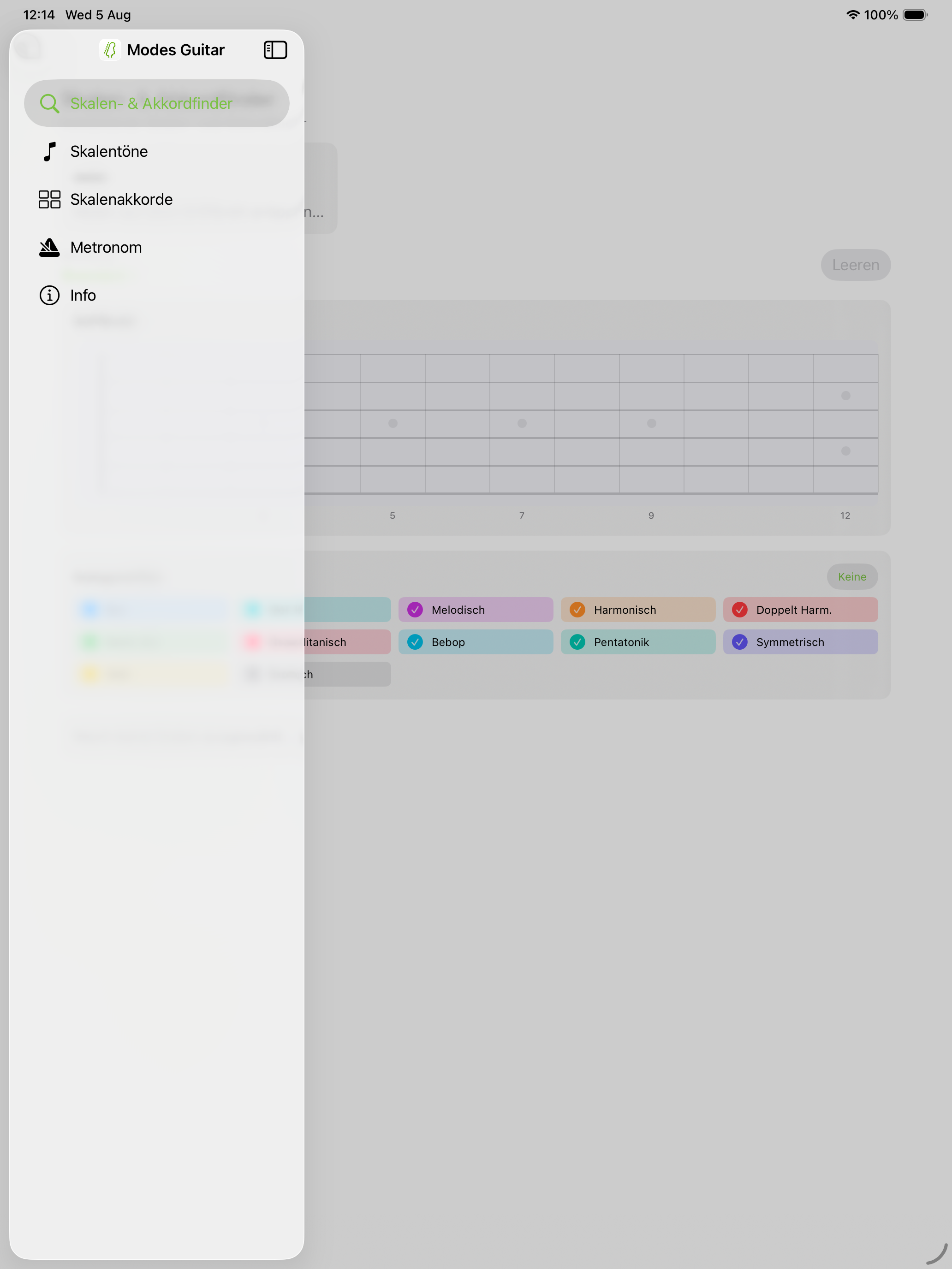 Tonleiter- und Akkordsuche mit Sidebar auf iPad